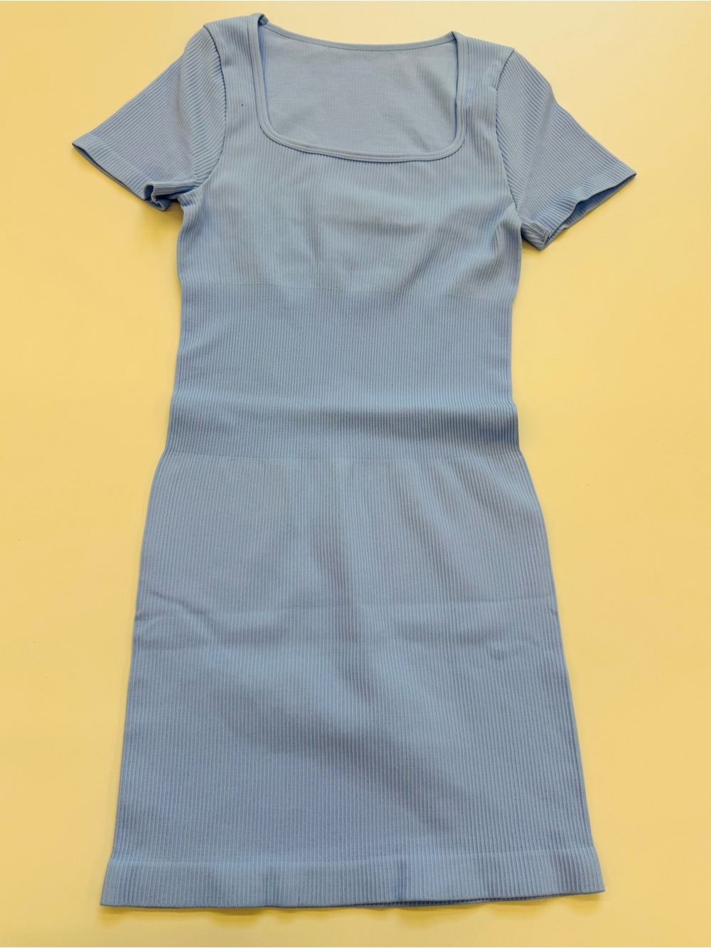 OQQ Blue Ribbed Body Con Square-Neck Short Sleeve Dress Sz Medium b
